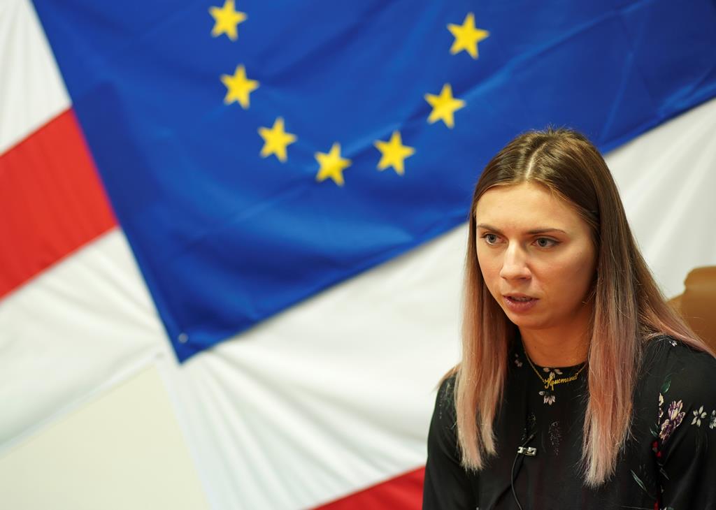 Krystsina Tsimanouskaya foi acolhida pela Polónia, depois de lhe ter sido emitido um visto humanitário Foto: Darek Golik/Reuters
