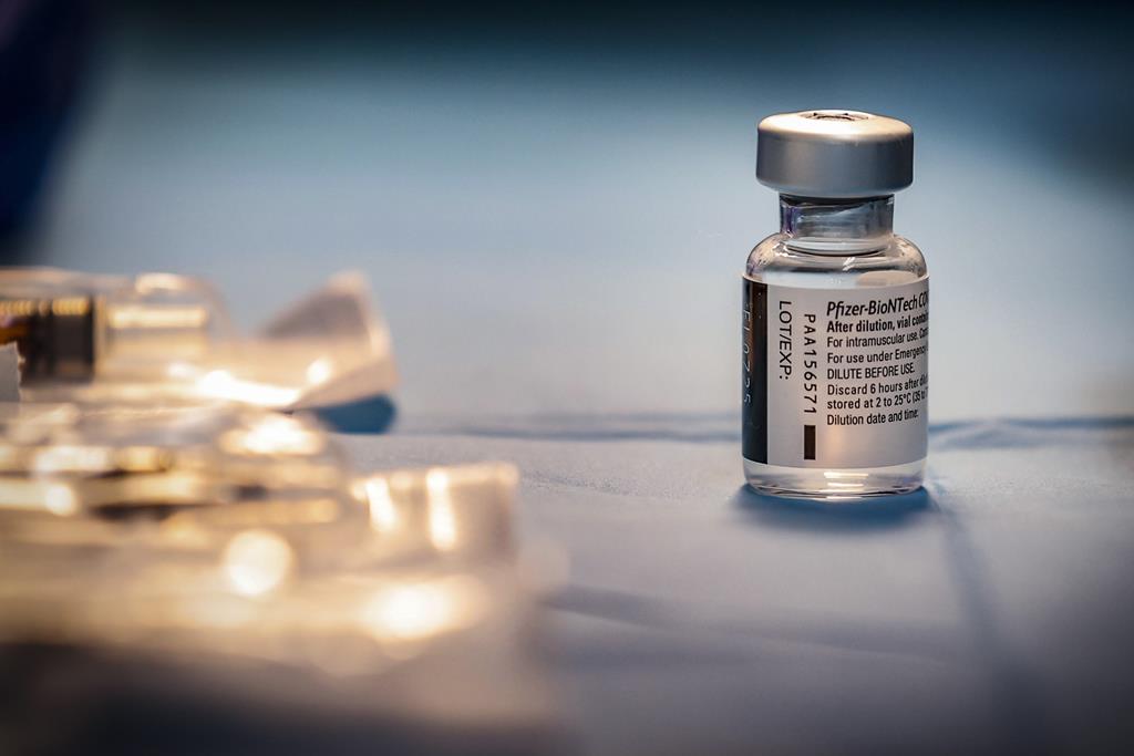 Italiana recebeu seis doses da vacina da Pfizer, por engano. Foto: Giuseppe Lami/EPA
