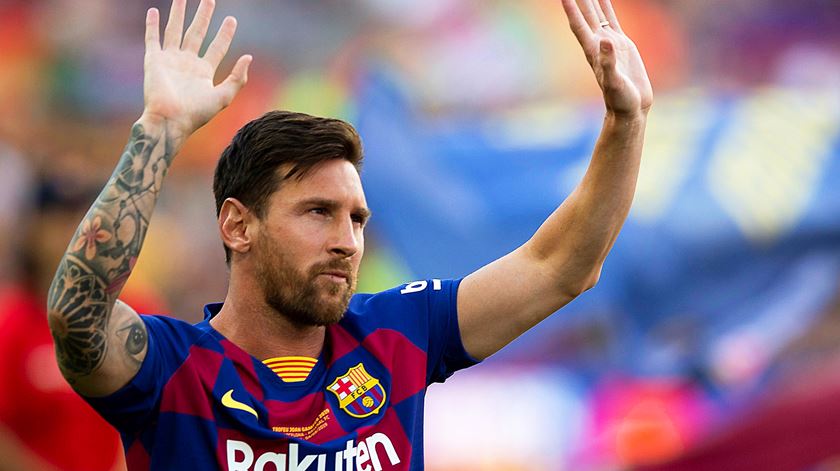 Messi pretende deixar o Barcelona, mas os catalães pretendem manter o jogador argentino Foto: Andreu Dalmau/EPA