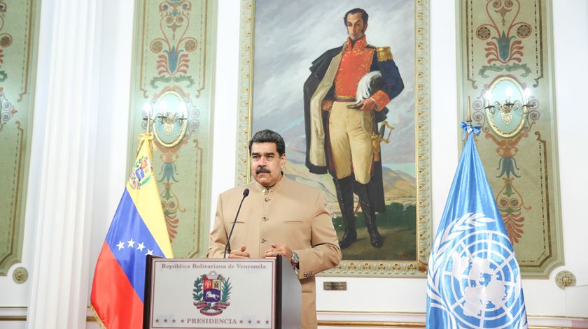 Maduro e a sua equipa acreditam que os EUA estão a preparar uma onda de violência na Venezuela. Foto: Miraflores/EPA
