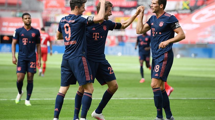 Mais uma vitória para o Bayern de Munique no campeonato alemão. Foto: Matthias Hangst/EPA