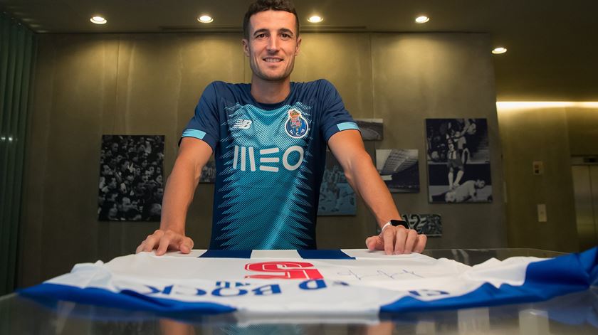 Marcano volta a vestir camisola 5 do FC Porto. Foto: FC Porto