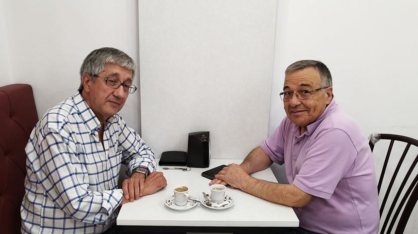 José Cabeça e Artur Nascimento, residentes em Algueirão-Mem Martins, a freguesia que somou mais votos no partido Chega