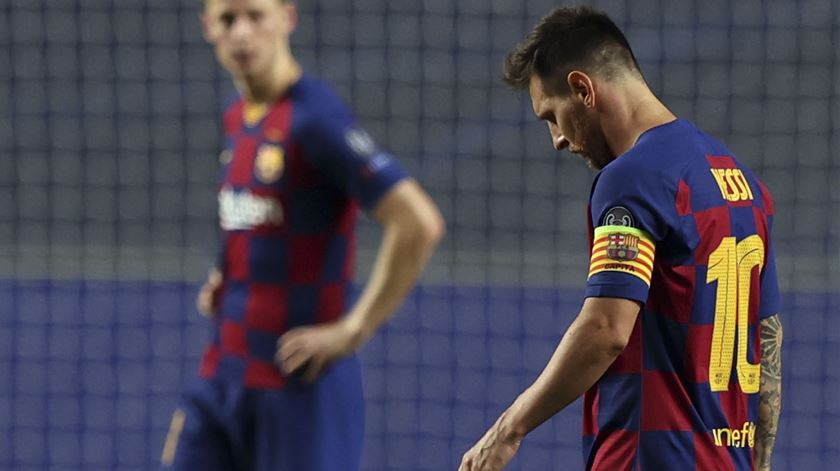 Messi após derrota por 8-2 com o Bayern Munique no Estádio da Luz, nas meias-finais da Liga dos Campeões. Rafael Marchante/EPA