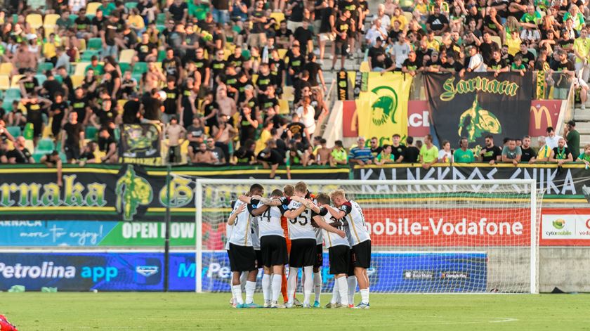 Midtjylland eliminou o AEK Larnaca, com dificuldades. Foto: Twitter