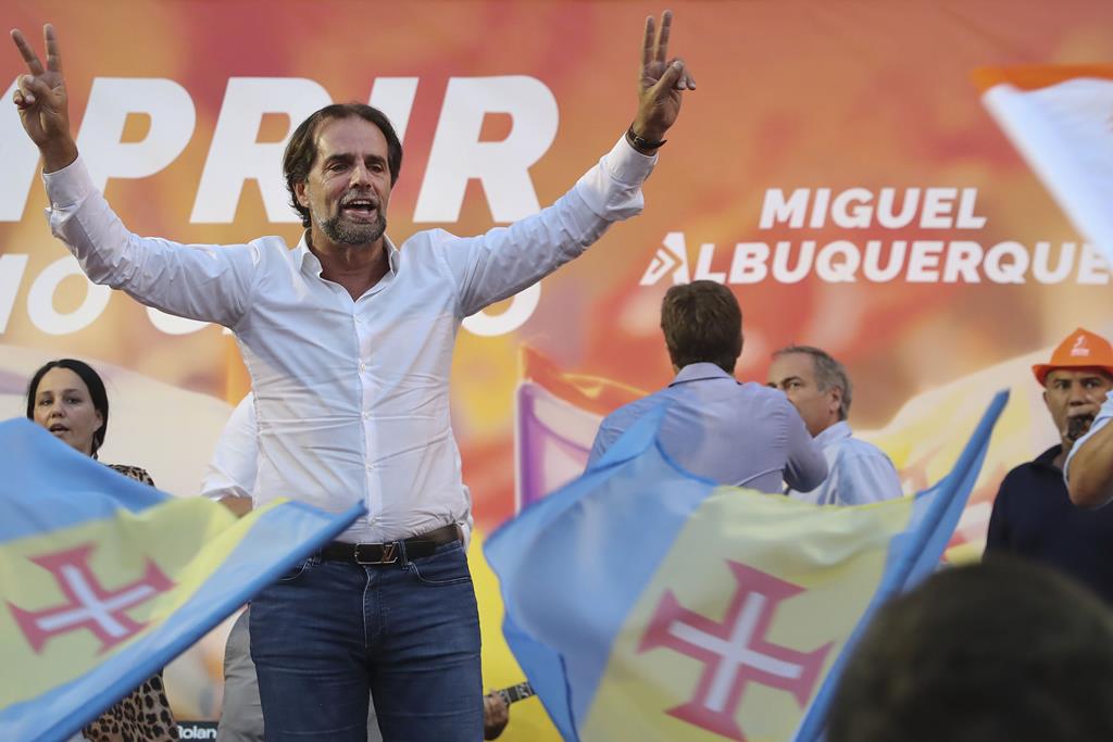Miguel Albuquerque diz ser neutro no que respeita à eleição do próximo líder do PSD. Foto: Homem de Gouveia/Lusa (arquivo)