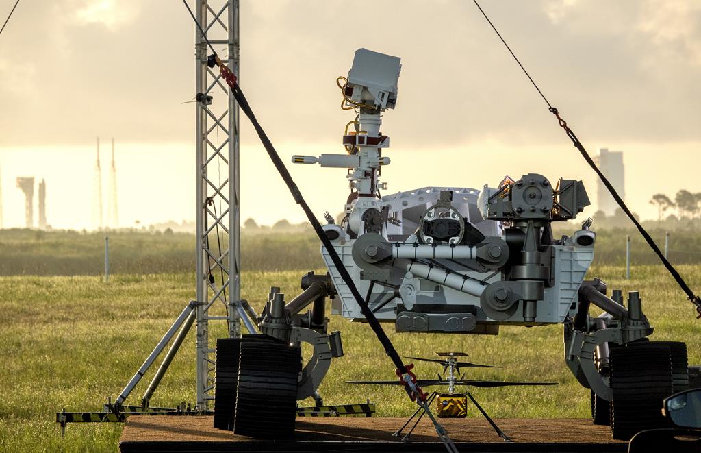 Modelo do robô da NASA enviado para Marte na missão Perseverance. Foto: Cristobal Herrera-Ulashkievich/EPA