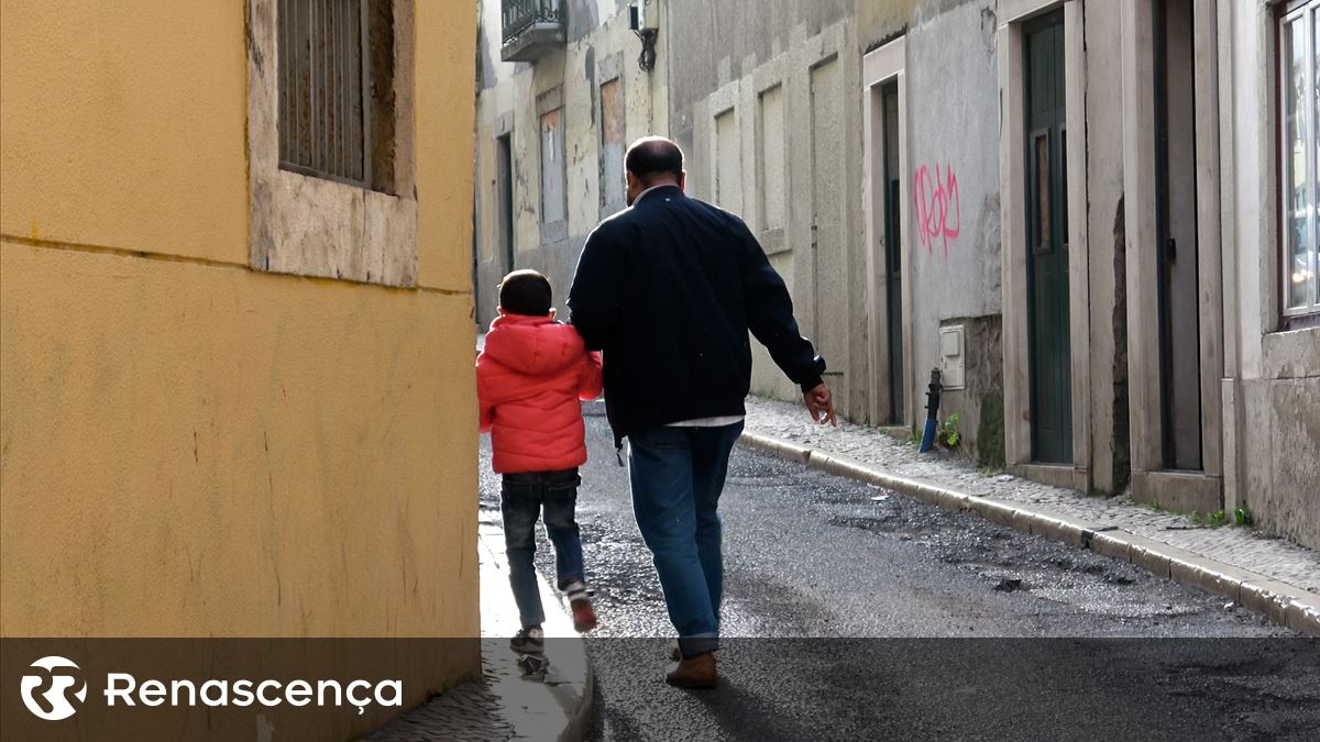 "Situação fora de controlo total". Casas continuam sobrelotadas na Mouraria