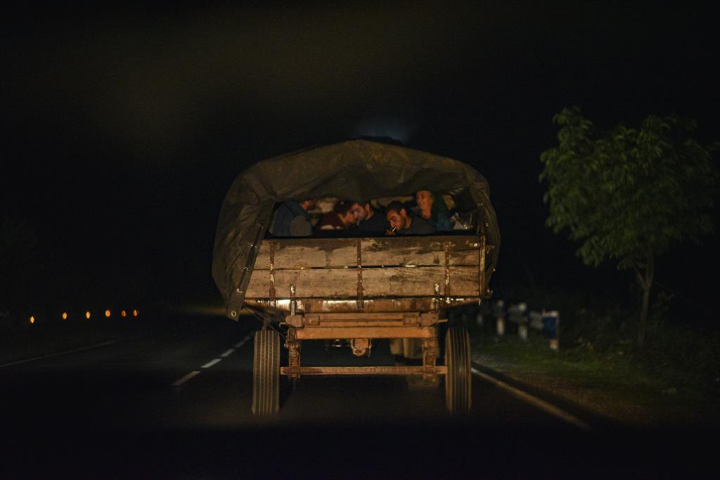 Arménios em fuga. Foto: Narek Aleksanyan/EPA