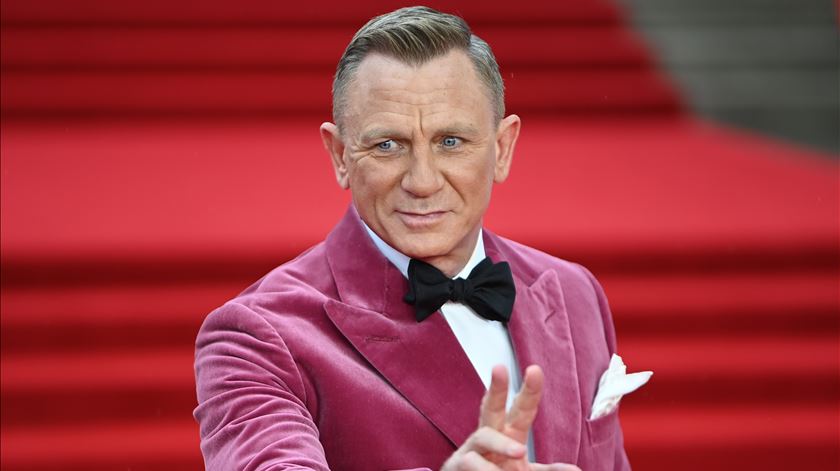 Daniel Craig na estreia mundial do novo filme de James Bond “No Time To Die”, no Royal Albert Hall. Foto: Neil Hall/ EPA