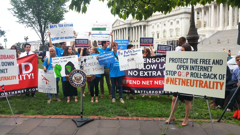 Fim da neutralidade da internet motiva manifestações um pouco por todos os EUA. Foto: DR