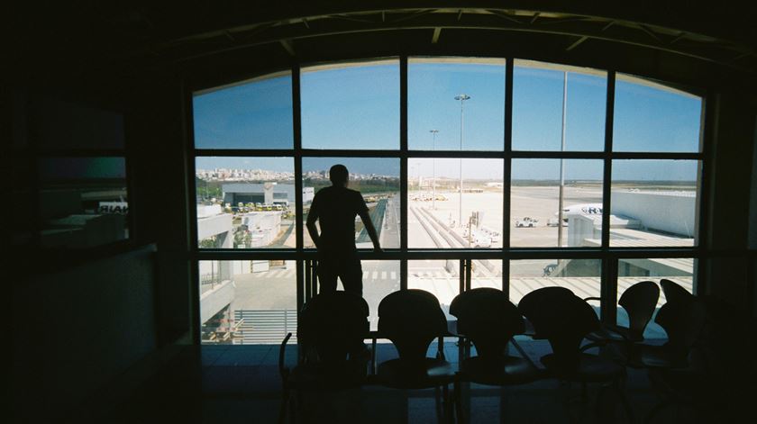 Aeroporto de Faro pouco opera voos da TAP. Foto: Nick Page/Unsplash