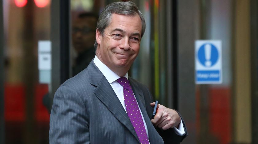 Nigel Farage, do partido UKIP, considerou que o populismo se transformou num tsunami. Foto: Neil Hall/EPA