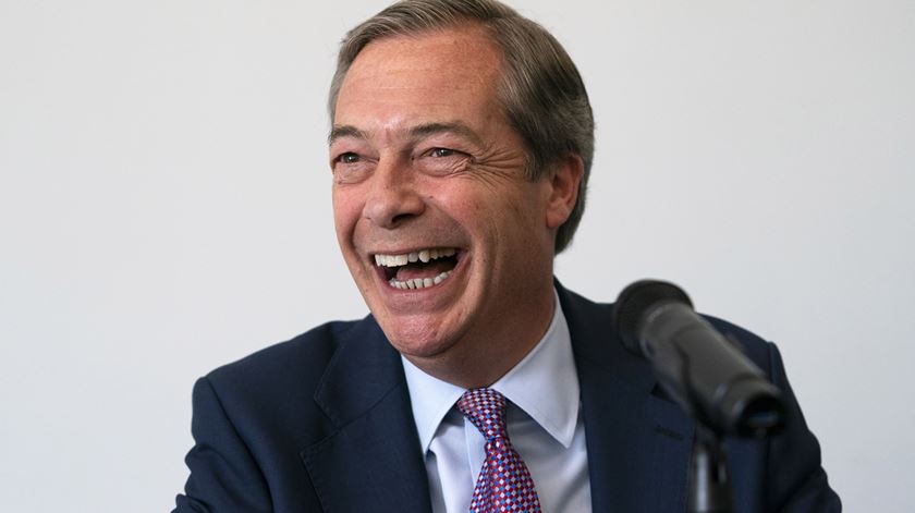 Nigel Farage tem razões para rir. Foto: Will Oliver/EPA