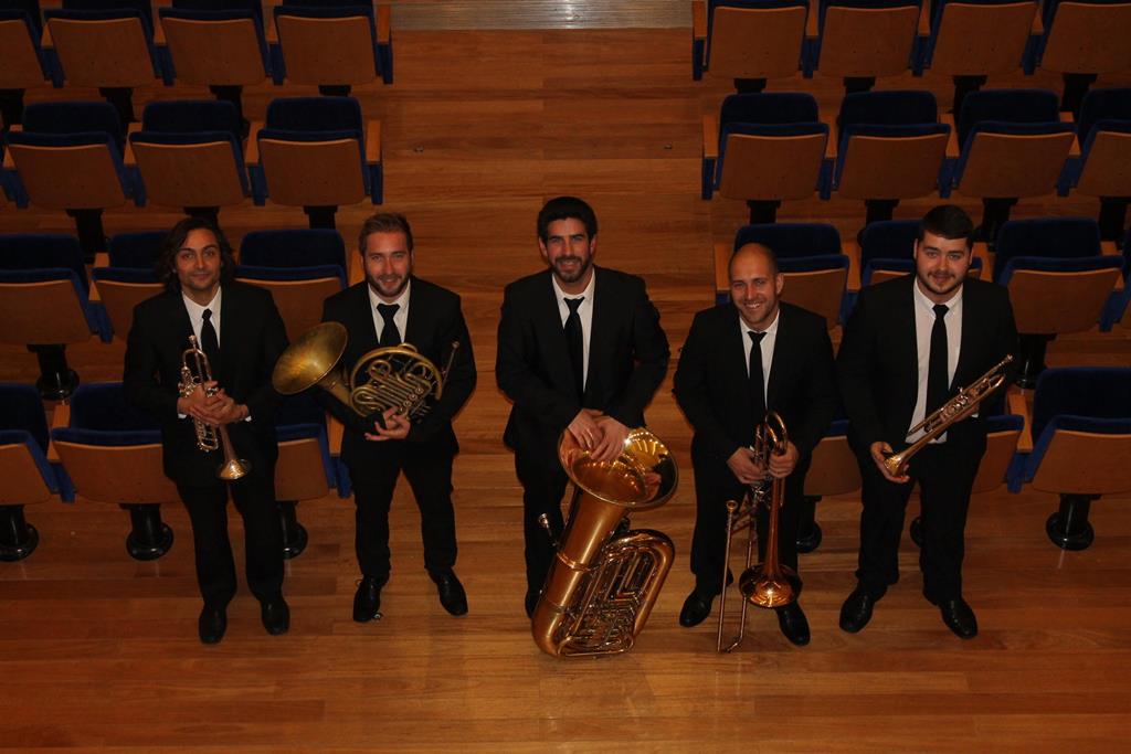 O Quinteto de Metais encerra o festival cruzando música erudita com o Cante Alentejano. Foto: CMRM