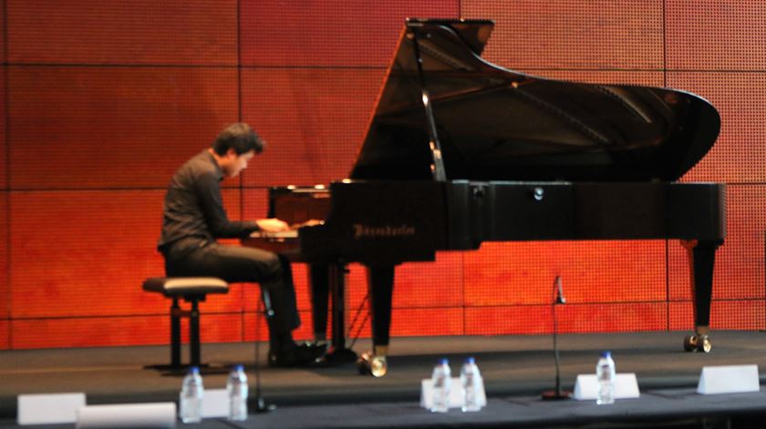 Ji-Hwan Hong veio da Coreia do Sul para competir no Concurso Internacional de Piano Santa Cecília Foto: RR