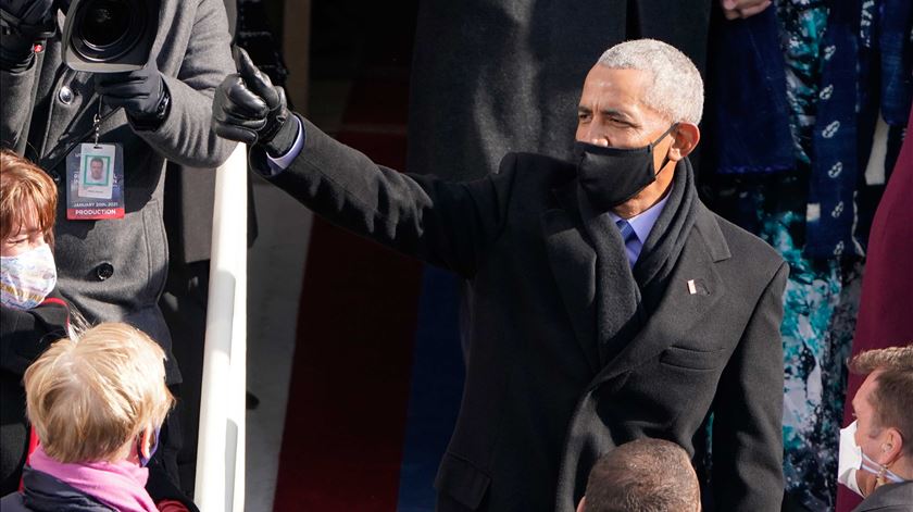 Barack Obama foi um dos três ex-presidentes presentes. Foto: Patrick Semansky/EPA