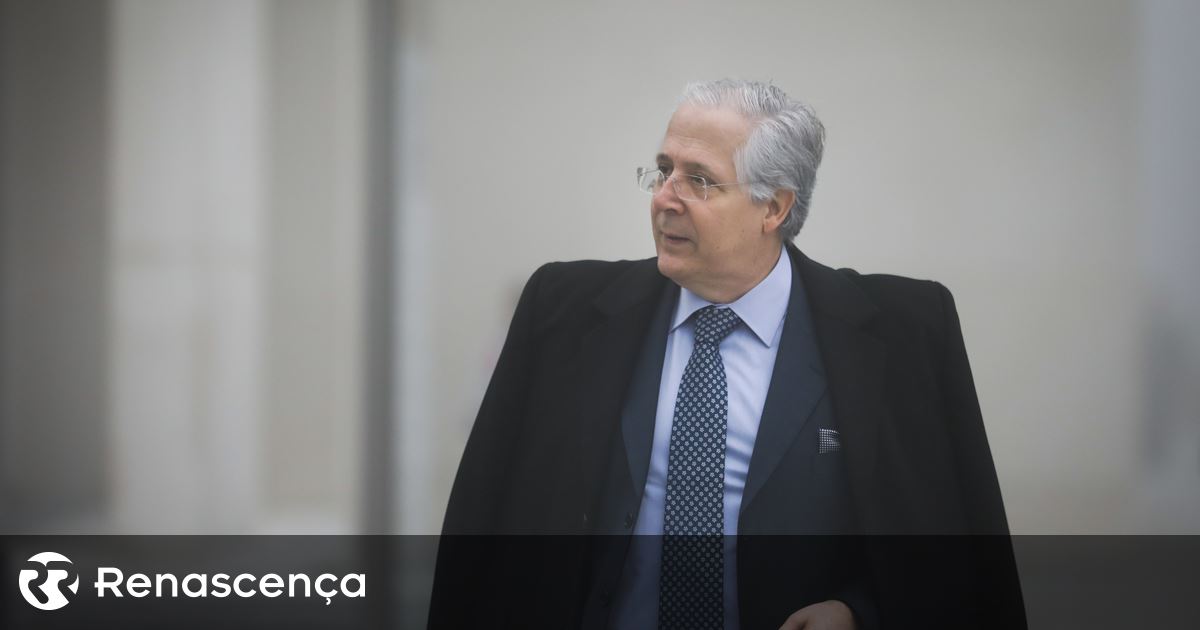 Ex-procurador Orlando Figueira vai apresentar-se na prisão de Évora