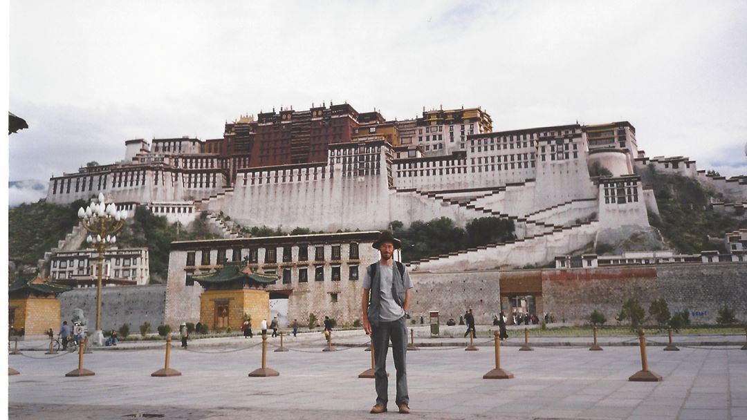 Em Lhasa, no Tibete, em 1999. Foto: DR
