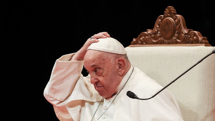 Papa Francisco com gripe. Cancelada a agenda desta segunda-feira