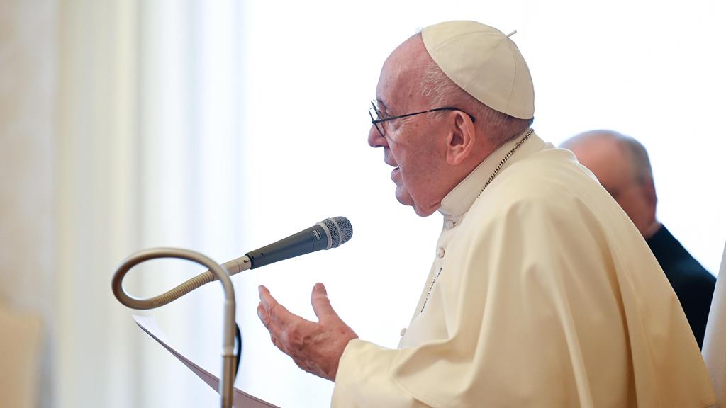 Papa defende uma nova rede relações que promovam o desenvolvimento integral de todos os povos. Foto: Vatican Media/EPA