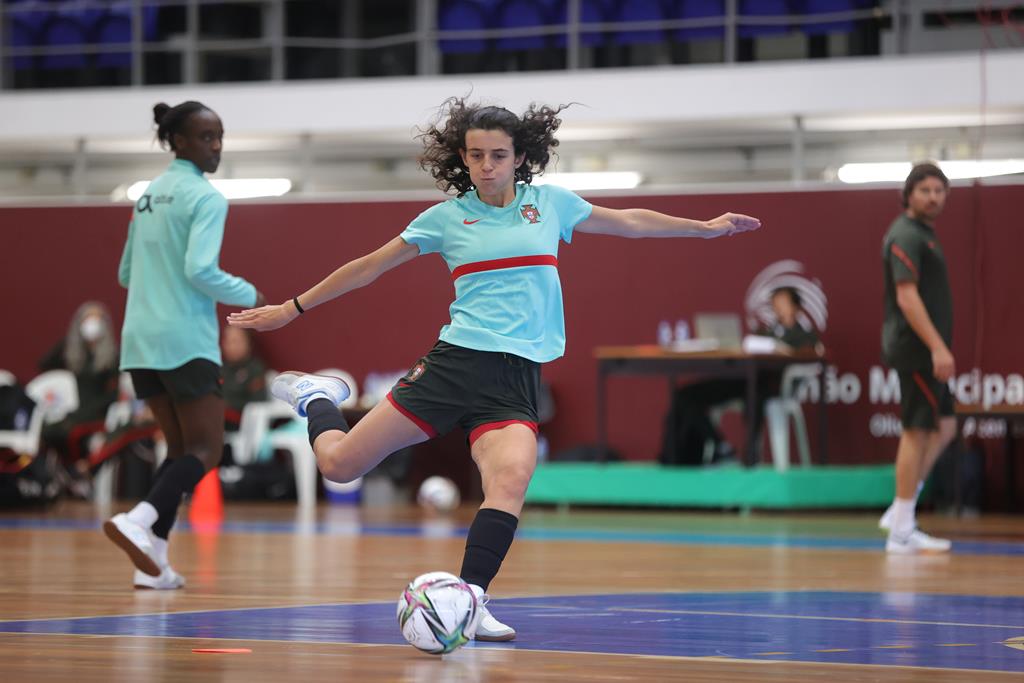 Carolina Pedreira é uma das jogadoras mais jovens da seleção. Foto: FPF