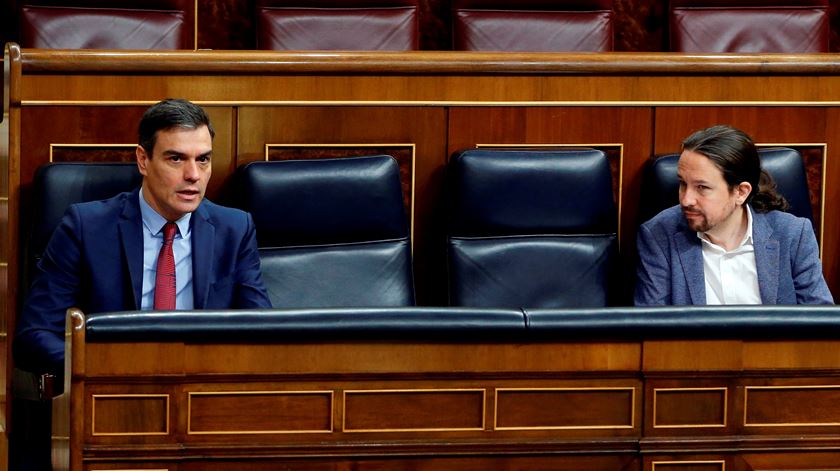 Sánchez diz ter o “máximo respeito pelo poder judicial” e não comenta casos que estão a abalar o parceiro. Foto: Mariscal/Reuters