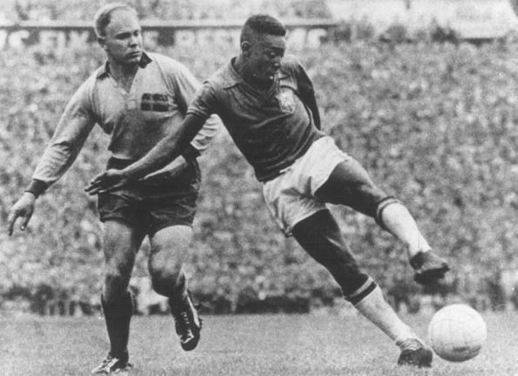 Pelé a disputar o Mundial de 1958 pelo Brasil Foto: FIFA