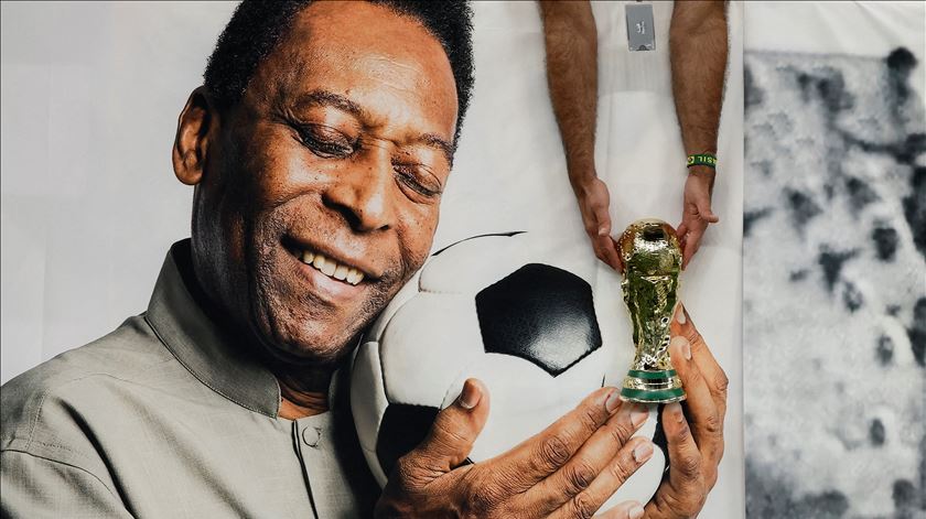 Pelé, o único jogador da história a conquistar três Campeonatos do Mundo -  Futebol Internacional - SAPO Desporto