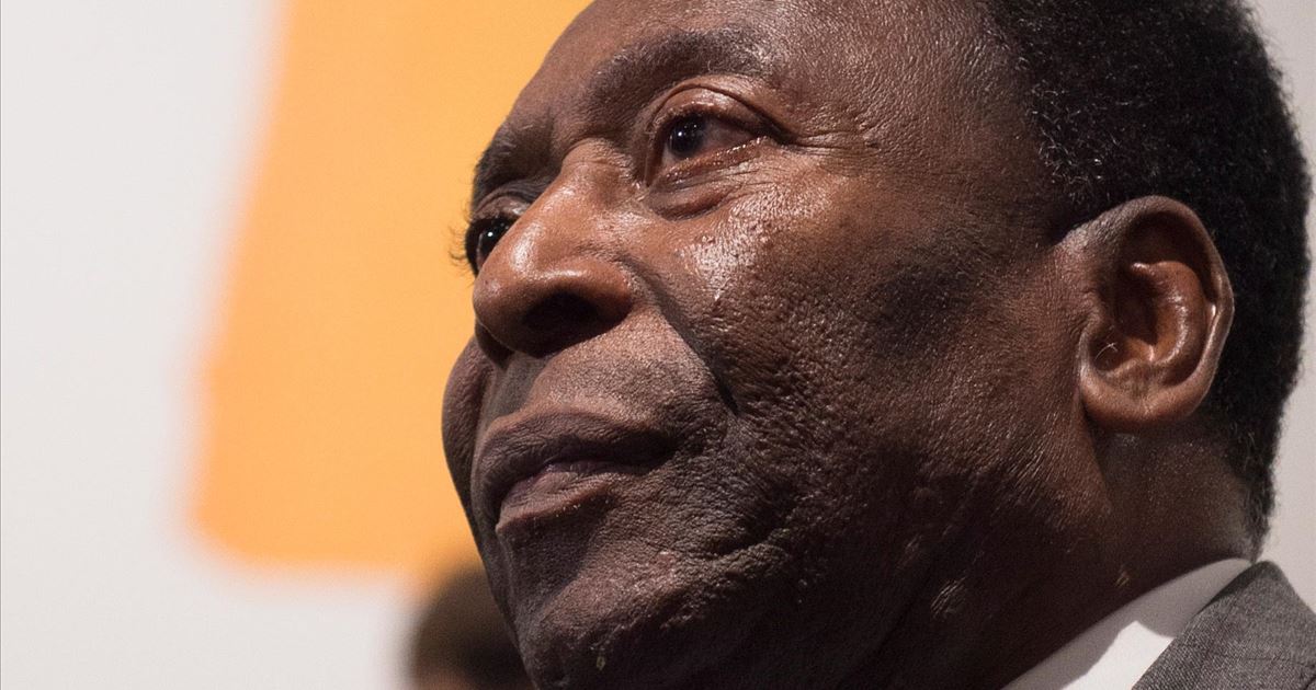 Seleção e adeptos do Brasil manifestam apoio a Pelé - Renascença