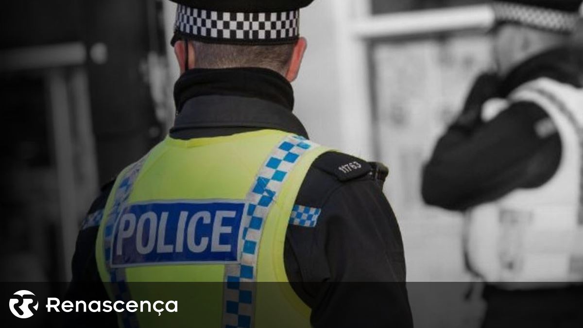 Polícia britânica prepara-se para mais violência no fim de semana