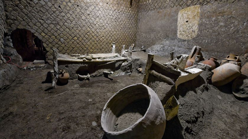 Arqueólogos descobrem "câmara de escravos" em Pompeia. Foto: Ciro Fusco/ EPA