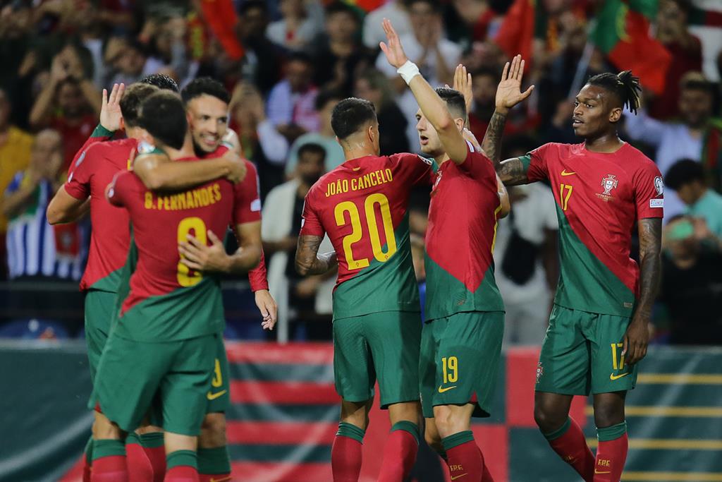 Seleções de Portugal - 🙌 ao alto! O 𝐕𝐢𝐤𝐢𝐧𝐠 português faz