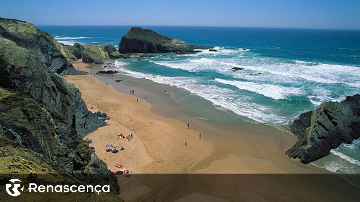 Banhos na praia da Zambujeira do Mar volltam a ser permitidos