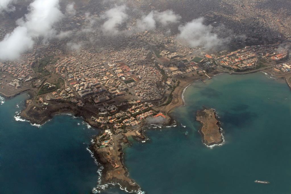 Vista aérea da Cidade da Praia. Foto: Wikipedia