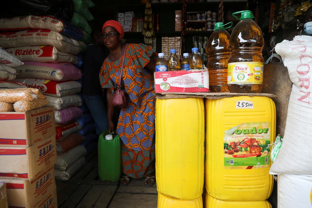 Bens alimentares sofreram um grande aumento de preço em África Foto: Luc Gnago/Reuters