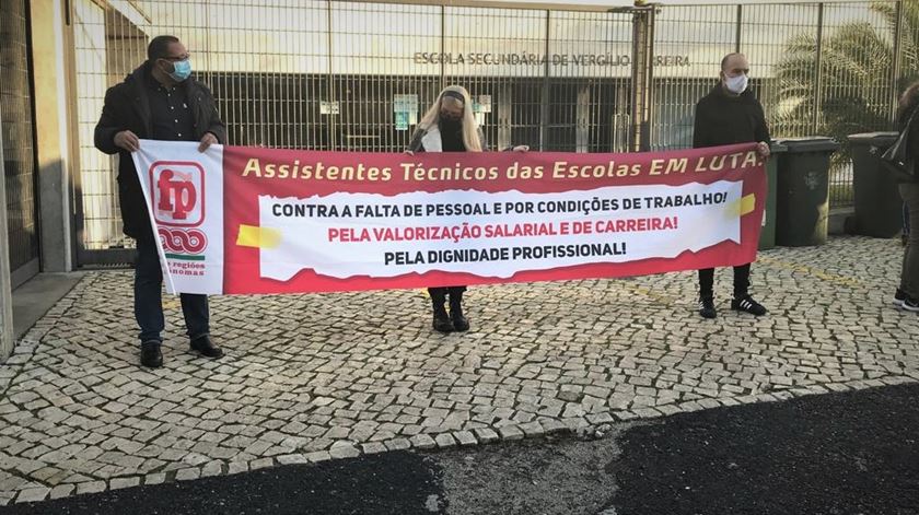 ´Hoje, não houve aulas na escola sede do agrupamento Vergílio Ferreira, em Lisboa. Foto: João Cunha/RR