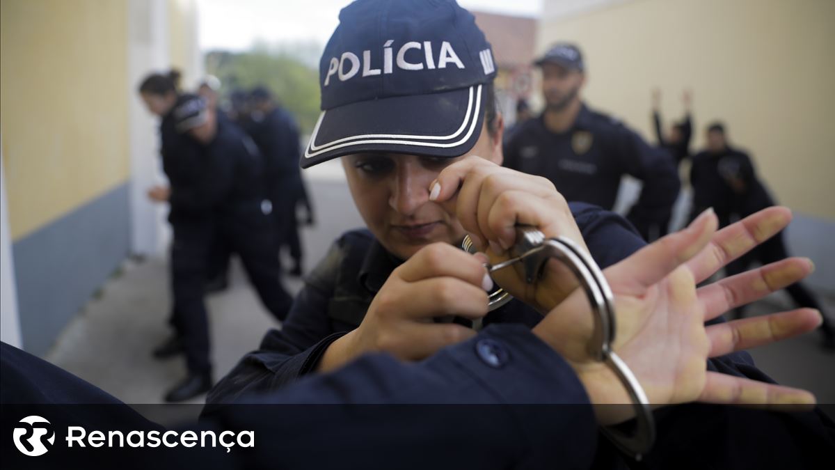 Dois feridos em tiroteio na via pública em Almada