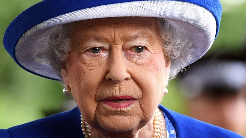 Rainha de Inglaterra “apanhado” em nova polémica com offshores. Foto: EPA