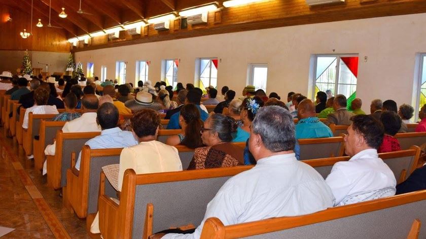 Cristãos nas celebrações de ano novo na Samoa Americana. Fonte: Governo da Samoa Americana.