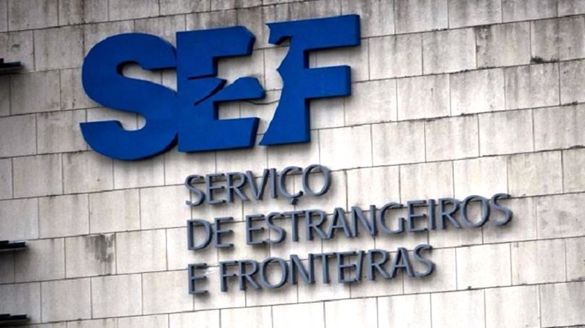 SEF rejeita responsabilidade pelo atraso no desembarque da comitiva do Benfica. Foto: DR