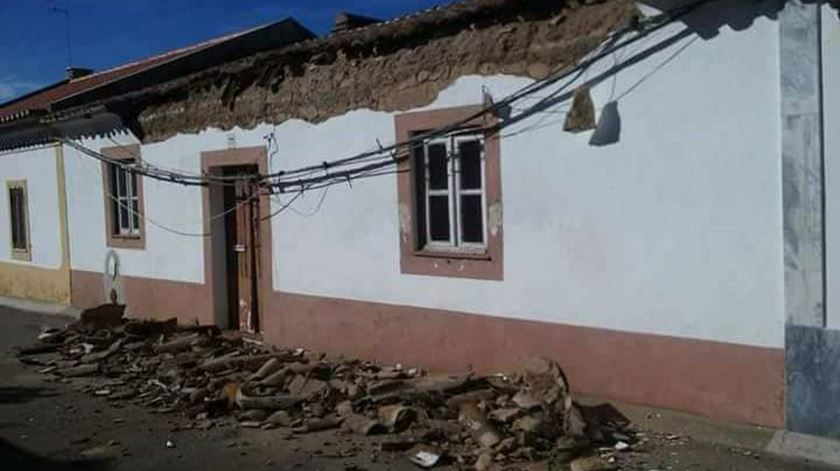 A 15 de janeiro, o sismo com epicentro em Arraiolos faz estragos em Alcáçovas. Foto: José Manuel
