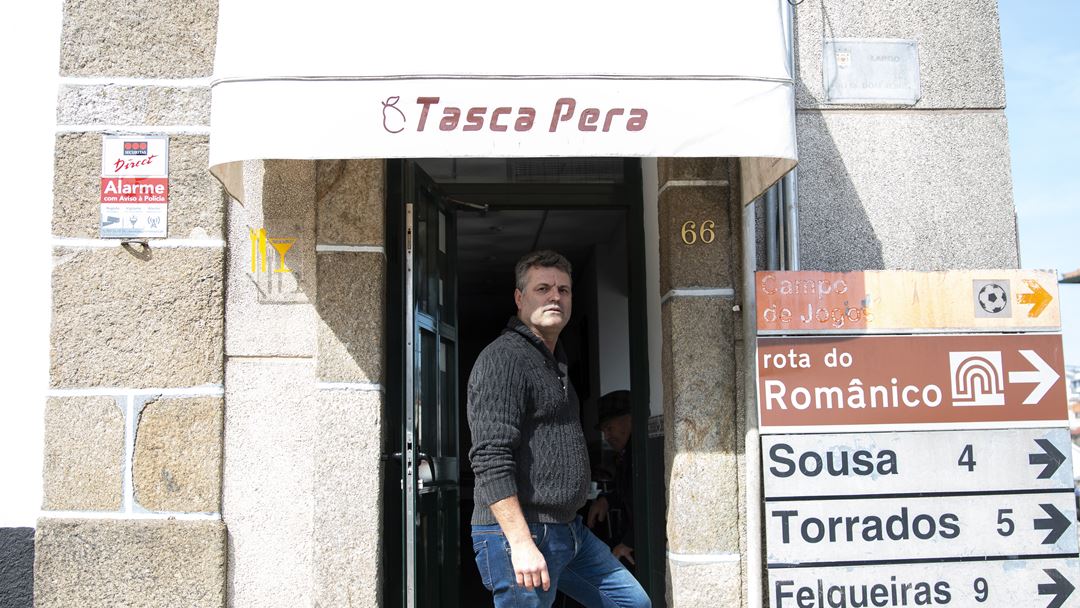 Eugénio Ferreira equaciona fechar o café nos próximos dias. "O pessoal começa a ter medo de vir", diz. Foto: Inês Rocha/RR