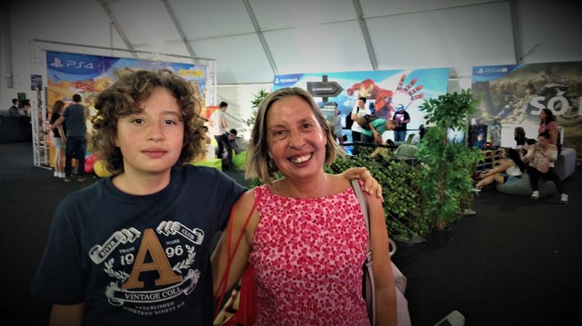 Gil foi com a mãe Teresa à Comic Con. Foto: Cristina Nascimento/RR