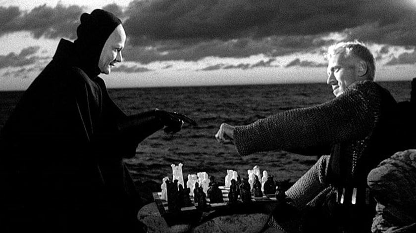 Von Sydow joga xadrez com a morte no filme "O Sétimo Selo", de Ingmar Bergman