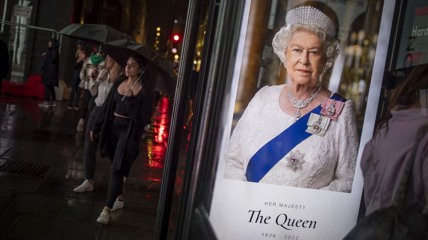 Rainha Isabel II, Londres, Tottenham Court Road Foto: Tolga Akmen/EPA