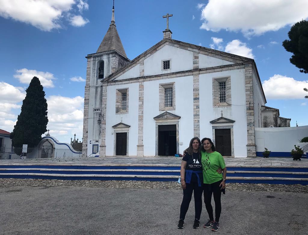 Conceição Coelho e Maria Romero partem do Santuário com vontade de agradecer o dom da vida. Foto: Rosário Silva/RR