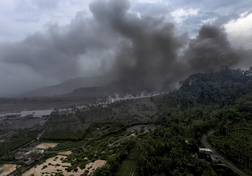 Desta vez, a erupção causou muita destruição e fez vítimas mortais. Foto: Ammar/EPA