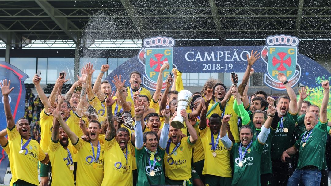 Paços de Ferreira celebra título de campeão da II Liga. Foto: Paços de Ferreira