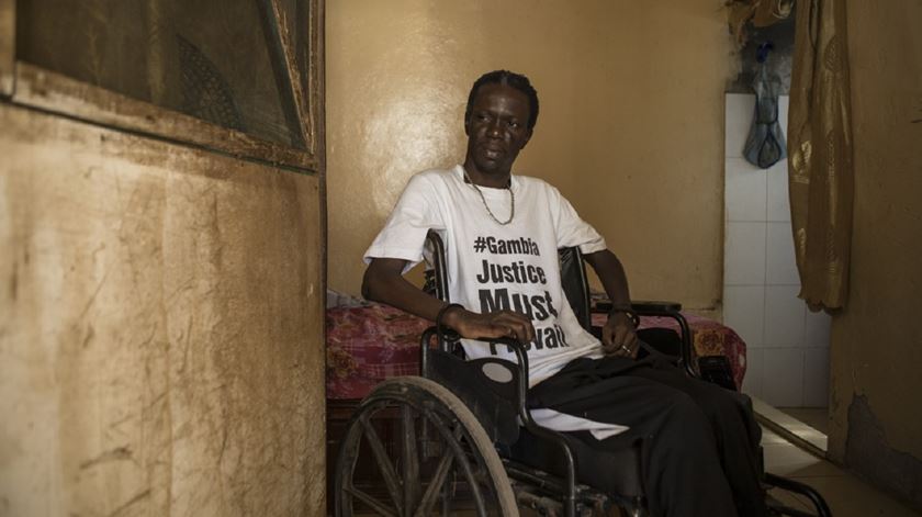 Yusupha, vítima do regime de Yahya Jammeh, na Gâmbia. Foto: Jason Florio